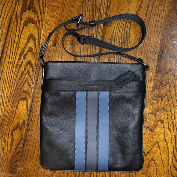 Coach Handbags - Coach Messenger/Crossbody Bag